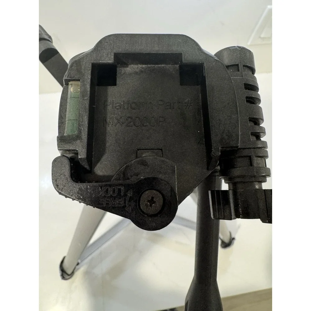 mx-2000P Tripod